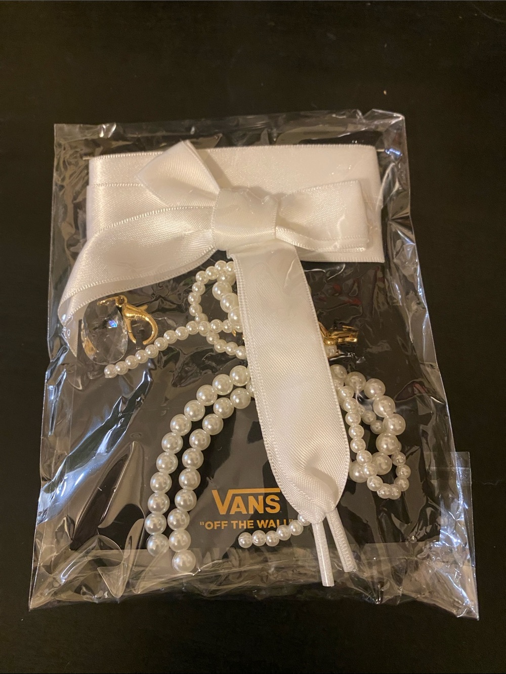 NWT Vans Sneaker Charms White Satin Bow, Faux Pearls, Faux Diamond